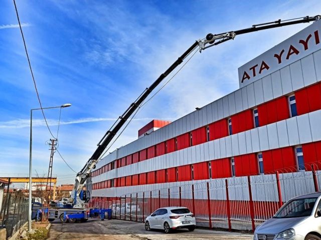 100 Tonluk Hiyap Vinç (1) 100 Tonluk Hiyap Vinç (1)