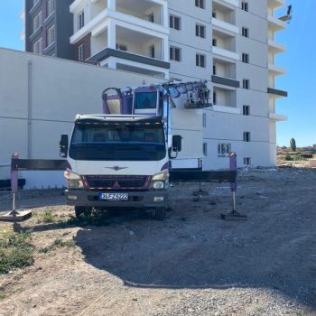 27 Metre Sepetli Vinç (3) 27 Metre Sepetli Vinç (3)