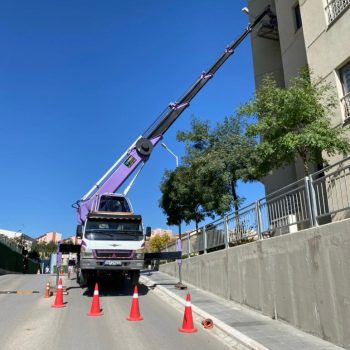 27 Metre Sepetli Vinç (8) 27 Metre Sepetli Vinç (8)